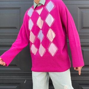 Kpop demon hunters - Vibrant Pink Argyle Men's Sweater